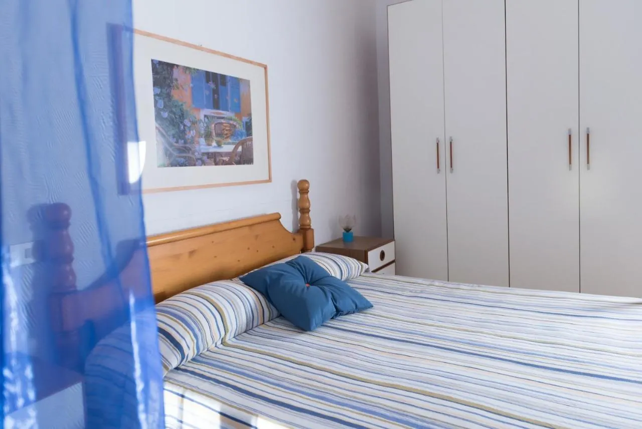 Dommos - Sunrise Apartments